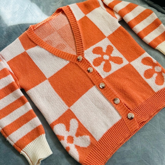 Winter cardigan - Picture 2 of 7